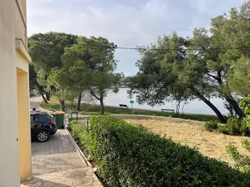 One-Bedroom Apartment with Terrace in Kraj