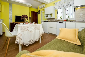 Apartment with Balcony and Parking in Rovinj