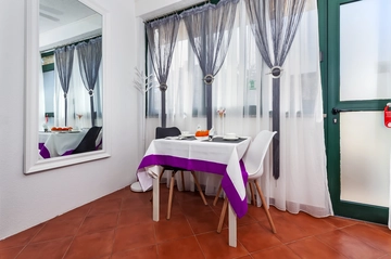 Double Room with Private Bathroom in Rovinj