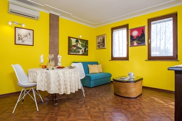 Rovinj Apartment for 2 Guests with Terrace