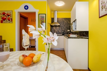 Rovinj Apartment for 2 Guests with Terrace