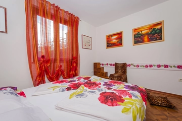 Rovinj Apartment for 2 Guests with Terrace