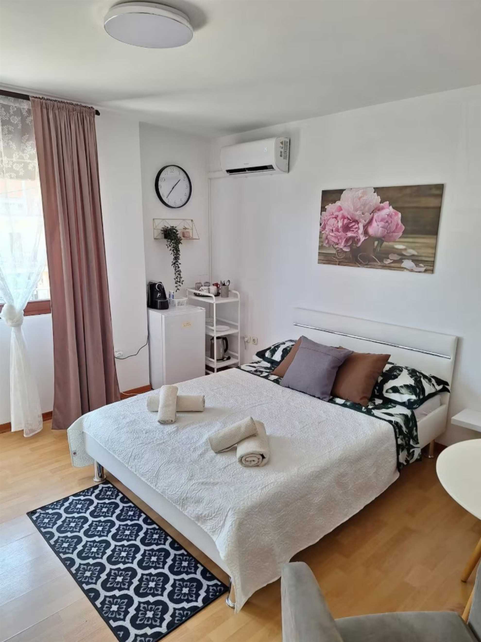 SALVI Double Room with Private External Bathroom 6