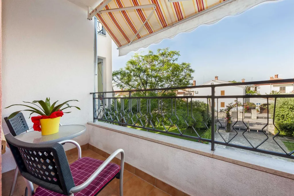 One-Bedroom Apartment with Balcony in Rovinj
