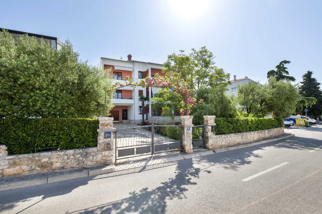 One-Bedroom Apartment with Balcony in Rovinj