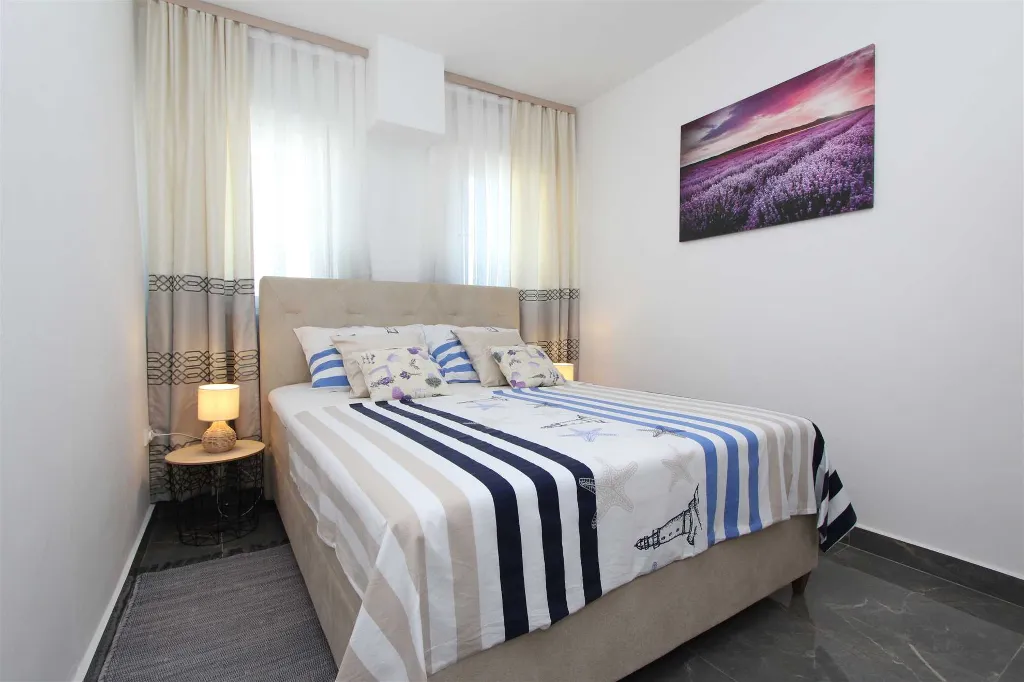 One-Bedroom Apartment for 2 Guests in Banjole