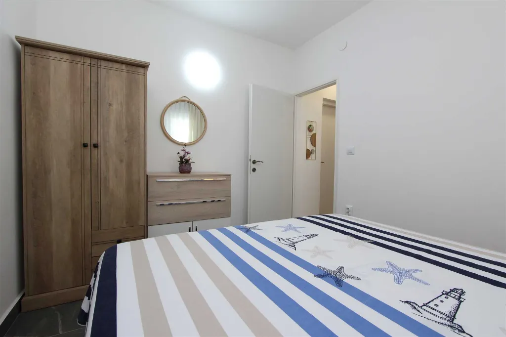 One-Bedroom Apartment for 2 Guests in Banjole