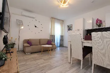 One-Bedroom Apartment for 2 Guests in Banjole