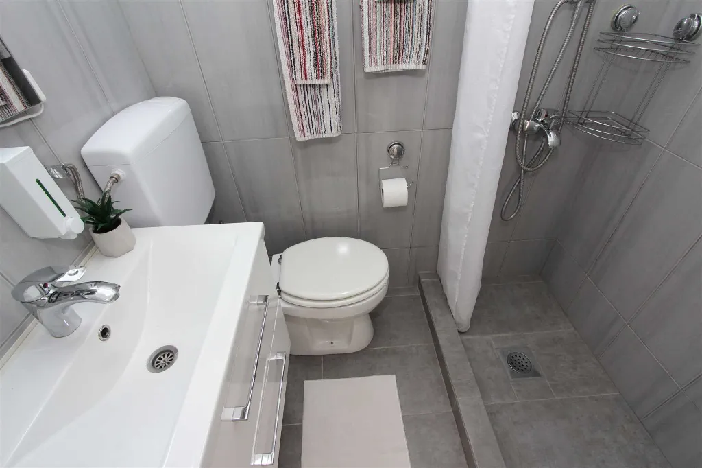 One-Bedroom Apartment for 2 in Banjole
