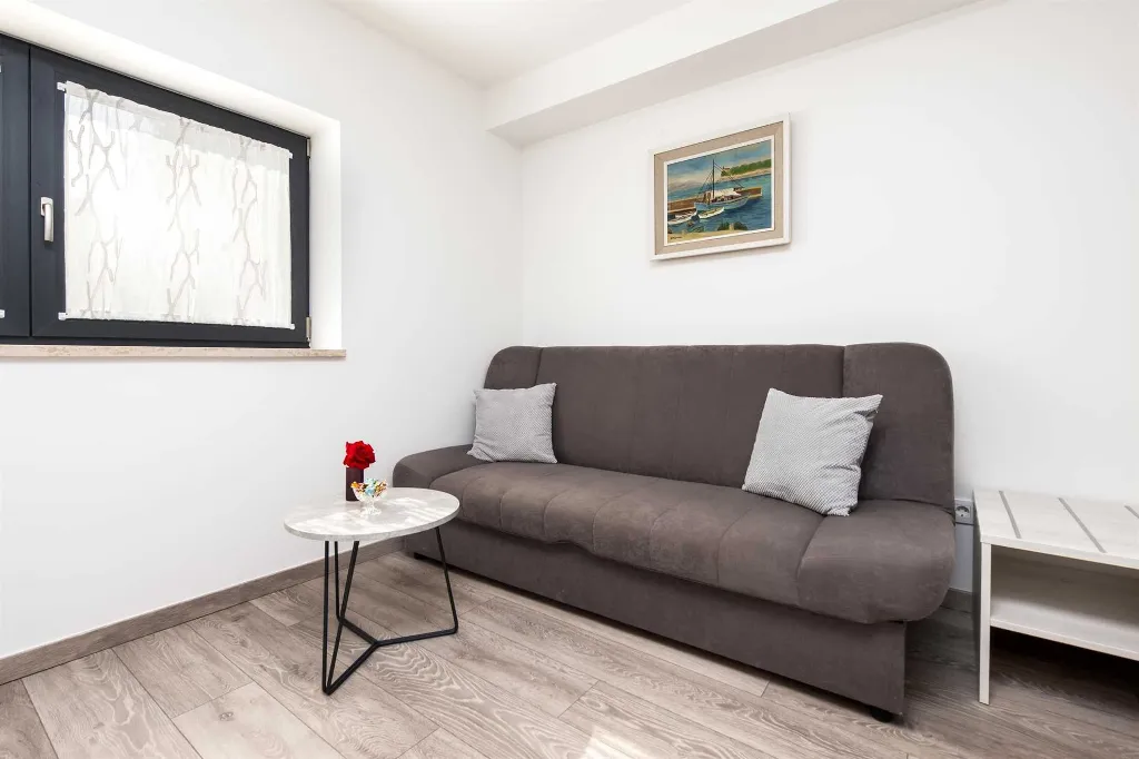 One-Bedroom Apartment with Terrace in Rovinj