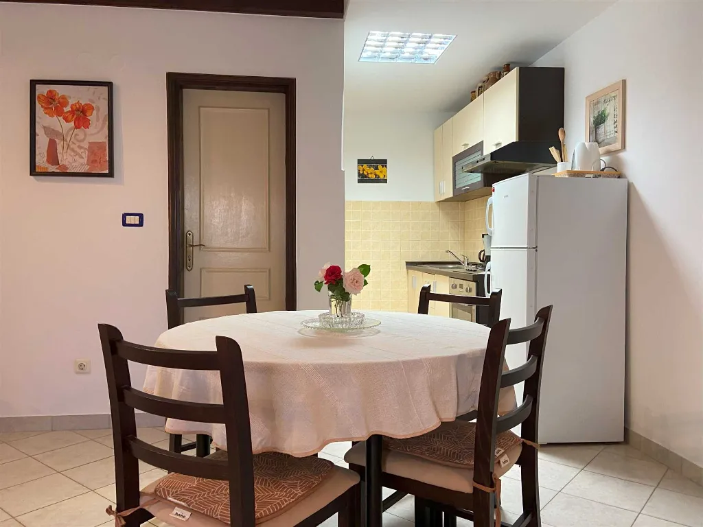 One-Bedroom Apartment in Rovinj with Private Parking