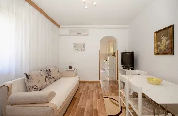 One-Bedroom Apartment with Terrace in Rovinj