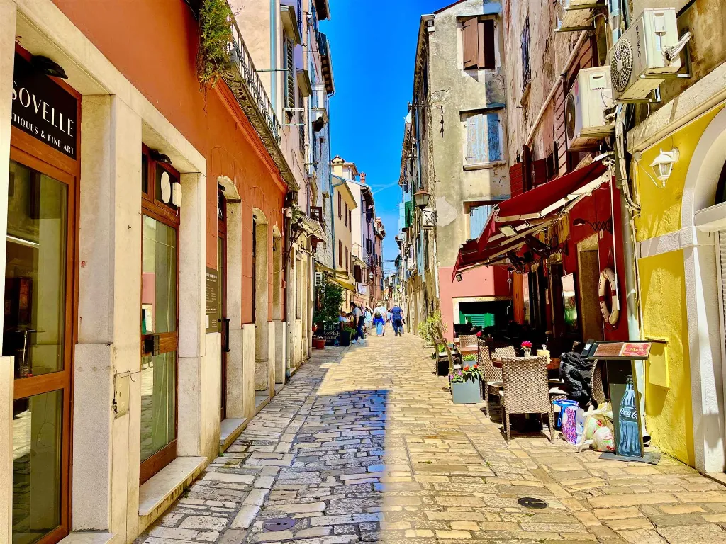 One-Bedroom Apartment in Rovinj City Center