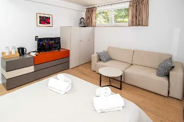 Rovinj Double Room for 3 Guests