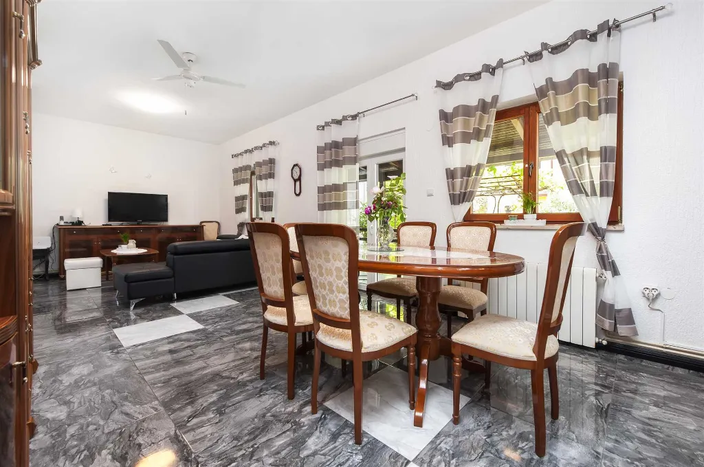 Two-Bedroom Apartment with Terrace in Rovinj