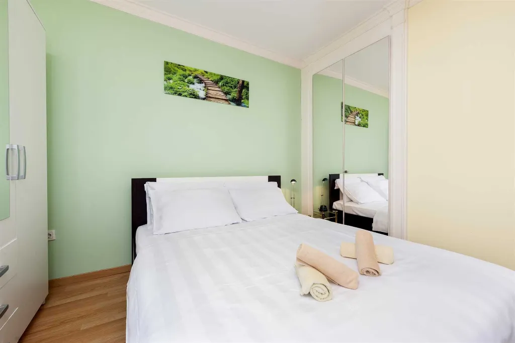Two-Bedroom Apartment with Terrace in Rovinj