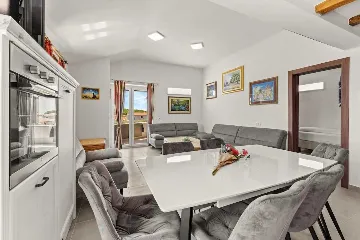 Three-Bedroom Apartment in Vrvari for 6 Guests