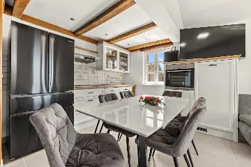 Three-Bedroom Apartment in Vrvari for 6 Guests