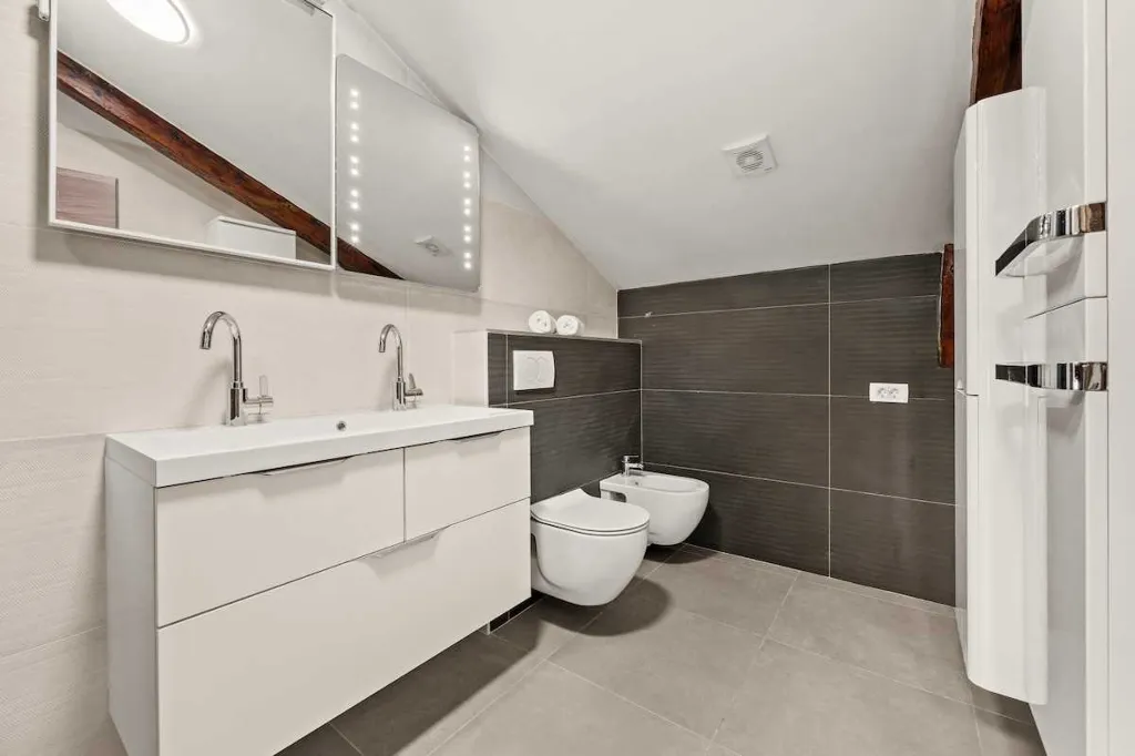 Apartment in Vrvari-Poreč for Up to 6 Guests