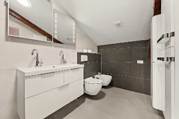 Apartment in Vrvari-Poreč for Up to 6 Guests