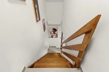 Apartment in Vrvari-Poreč for Up to 6 Guests