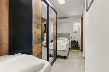 Apartment in Vrvari-Poreč for 4 Guests