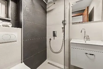 Apartment in Vrvari-Poreč for 4 Guests