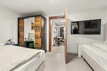 Apartment in Vrvari-Poreč for 4 Guests