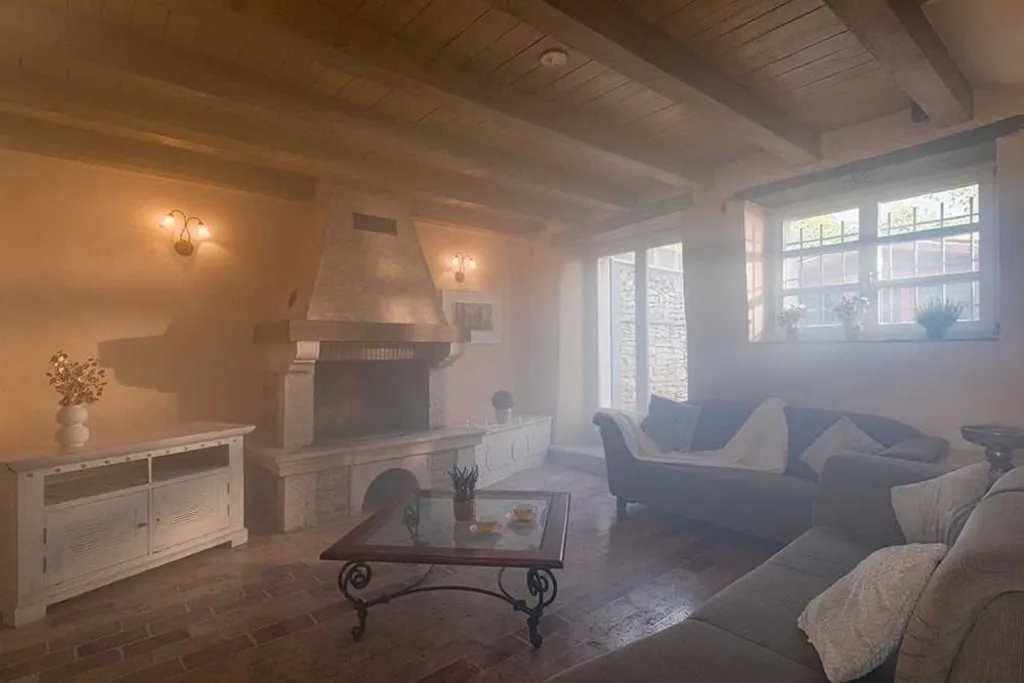 Heated Pool Villa in Brečevići-Tinjan for 8 Guests