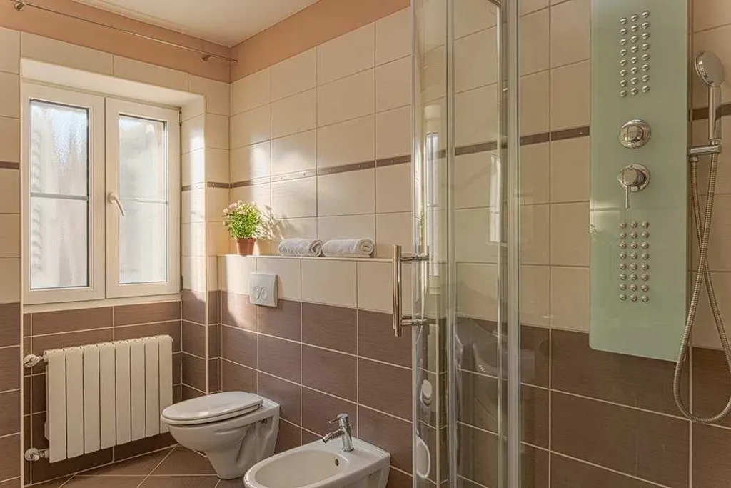 Poreč 2-Bedroom Apartment with Covered Terrace