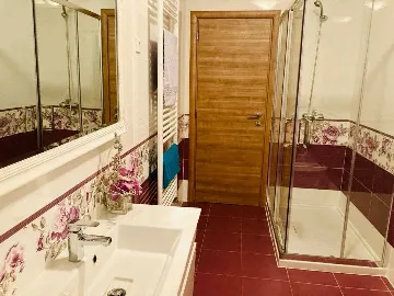 Villa with Sea View and Private Pool in Ližnjan