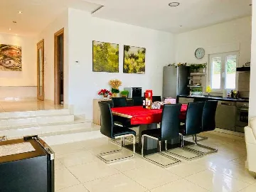 Villa with Sea View and Private Pool in Ližnjan