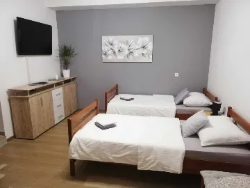 Zagreb Apartment with Terrace, Kitchen & Two Bathrooms