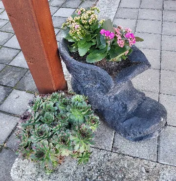 Room with Two Beds and Roof Window in Zagreb