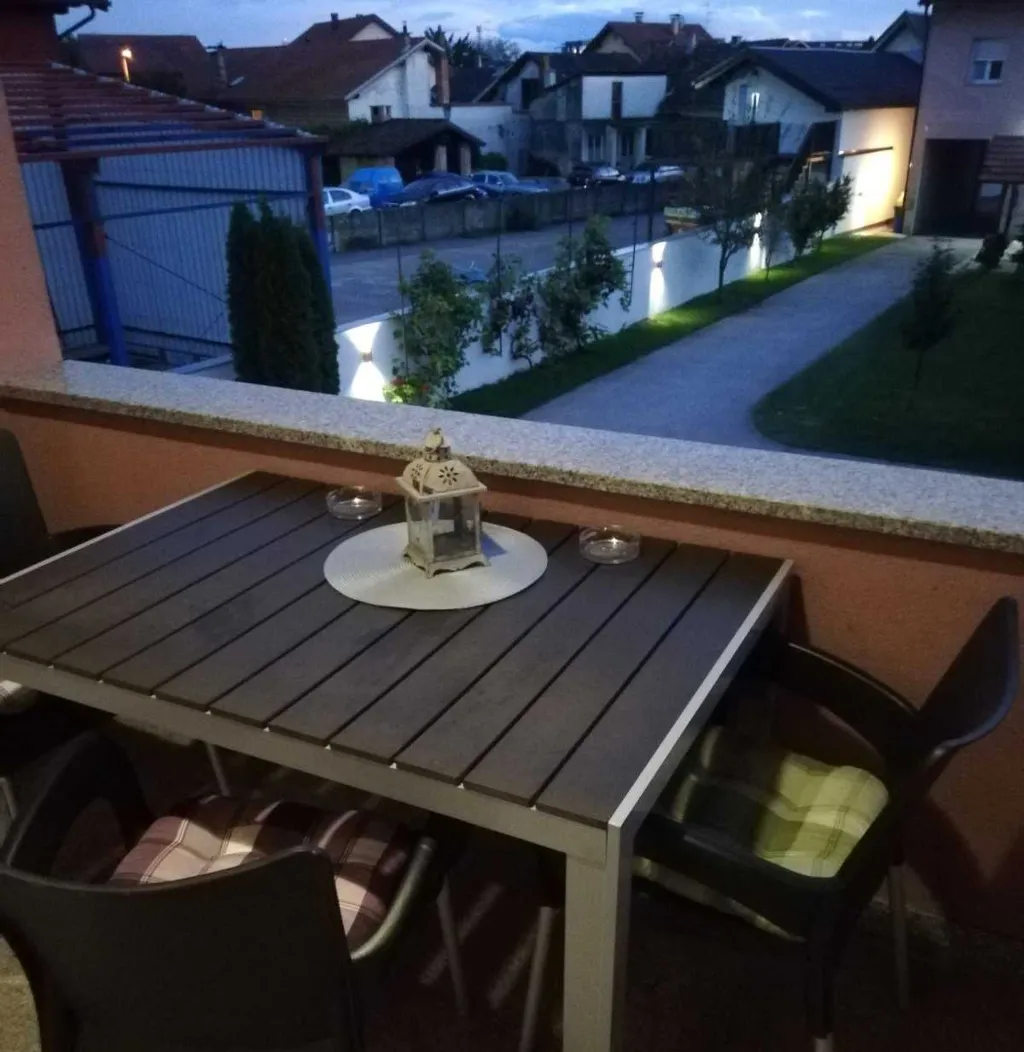 Room with Two Beds and Roof Window in Zagreb