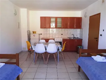 Quiet 1-Bedroom Apartment in Pula