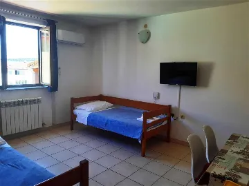 Quiet 1-Bedroom Apartment in Pula