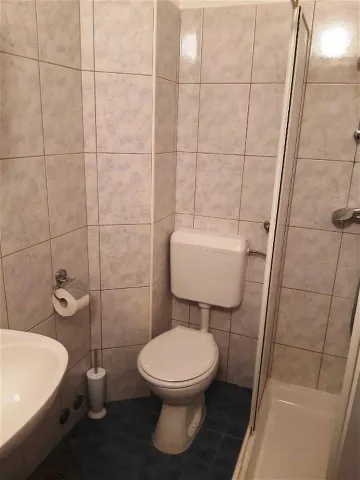 Quiet 1-Bedroom Apartment in Pula