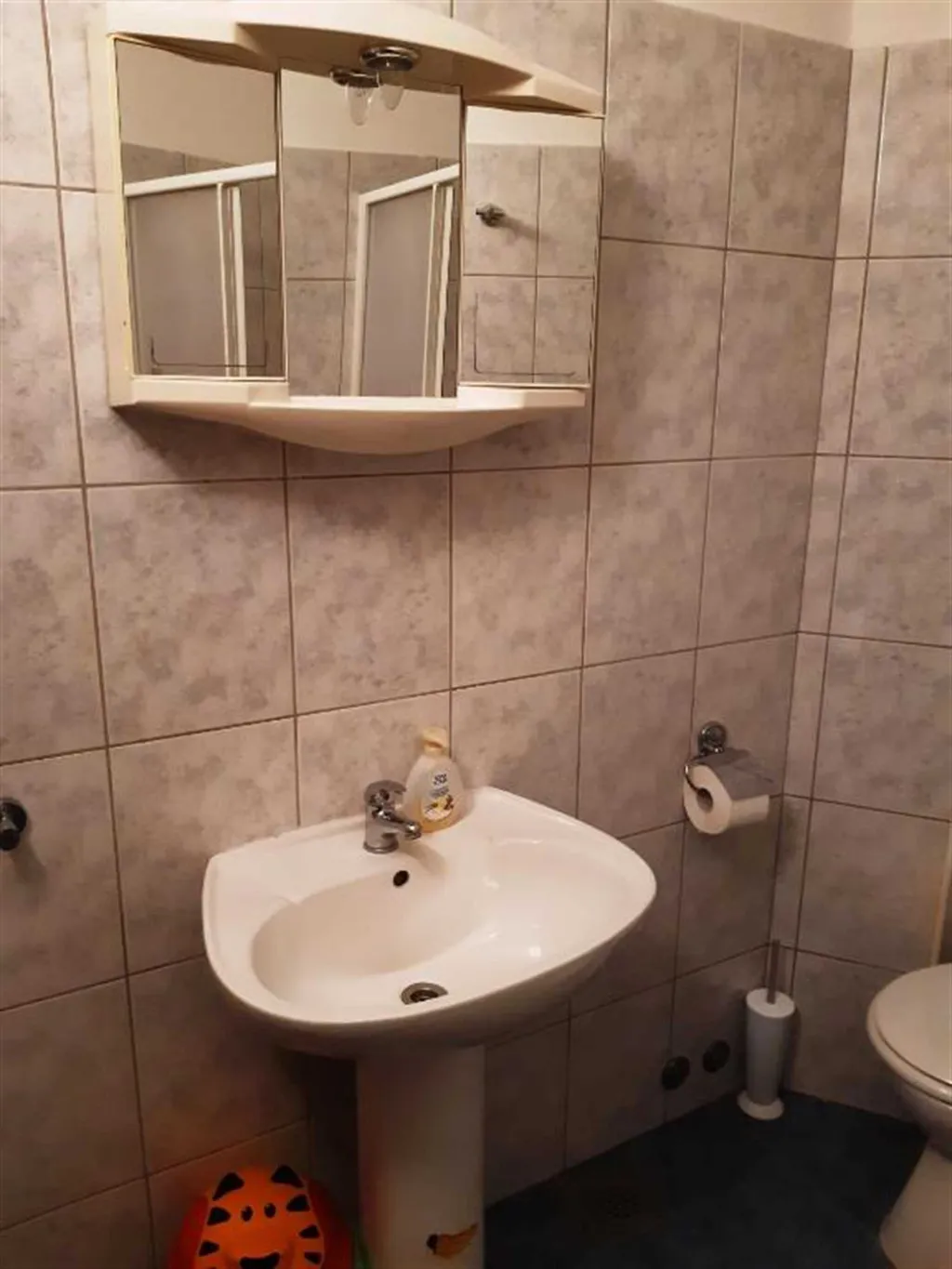 Quiet 1-Bedroom Apartment in Pula