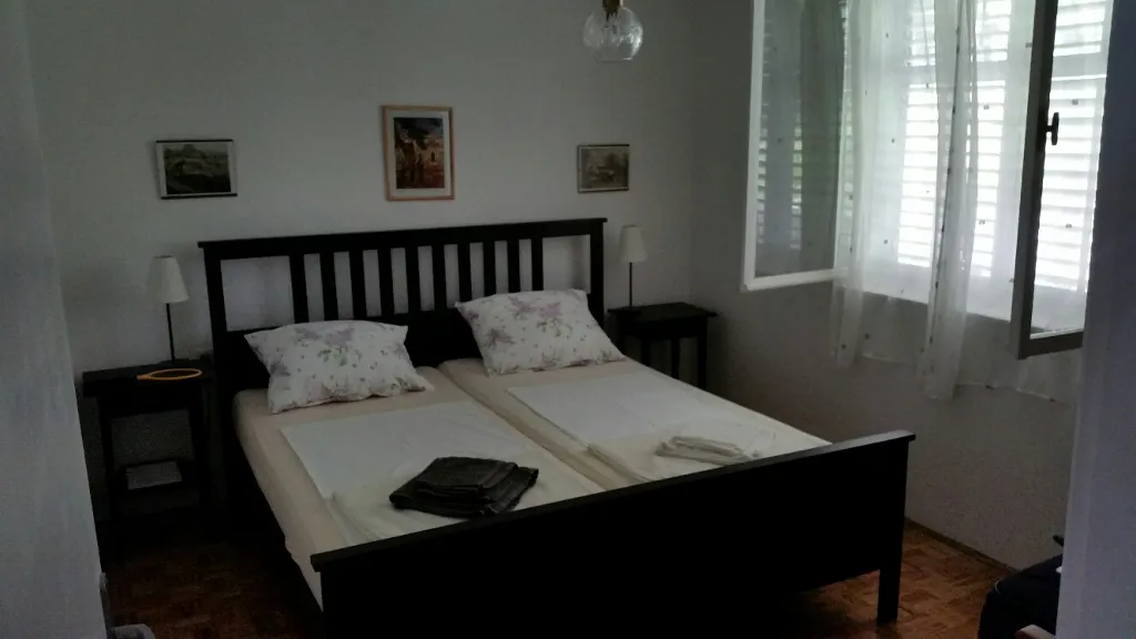 Omišalj - Večja, Krk, apartman za 4 osobe