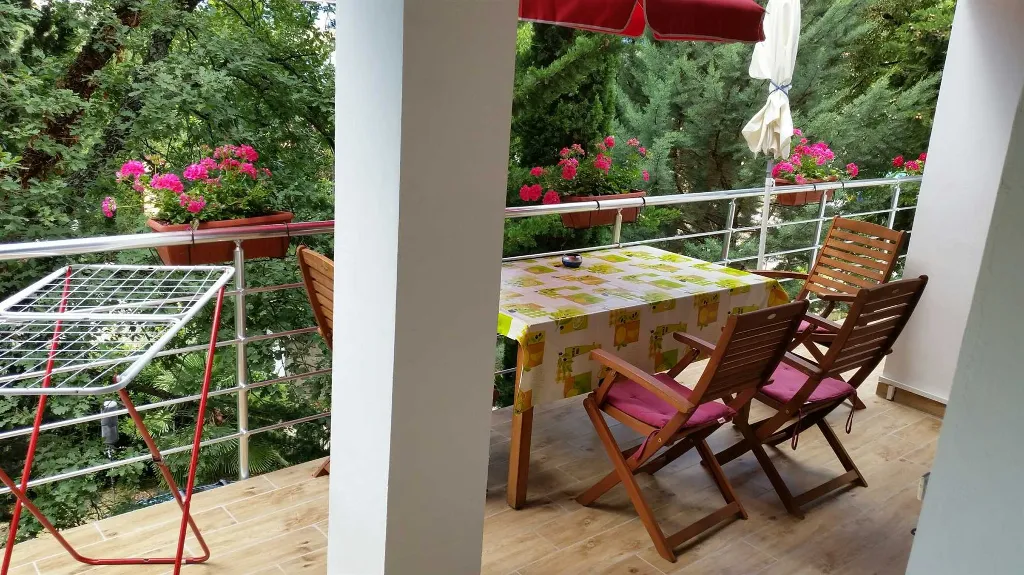 Omišalj - Večja, Krk, apartman za 4 osobe