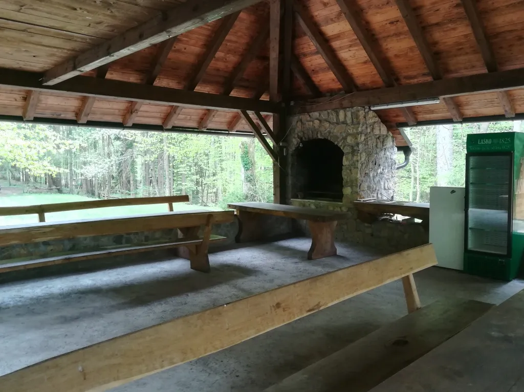 Oaza Preske, picnic area - an oasis in the middle of the forest in untouched nature