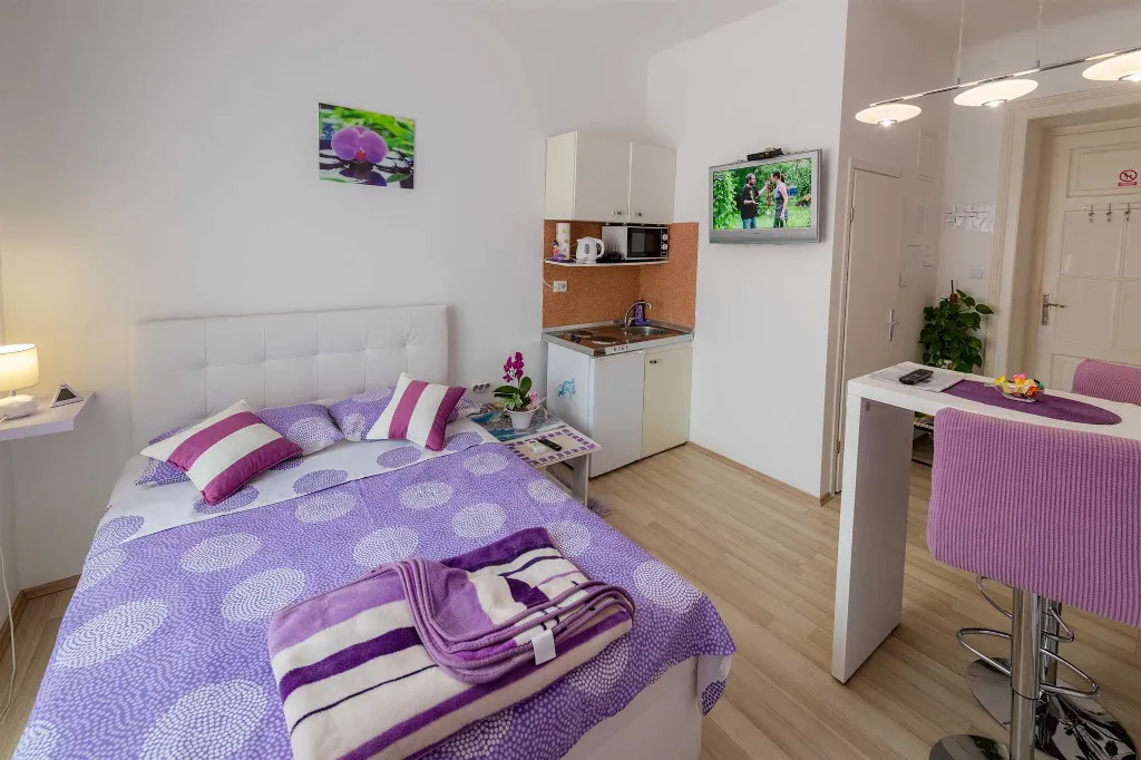 Povoljno, studio apartman "TREND 2"