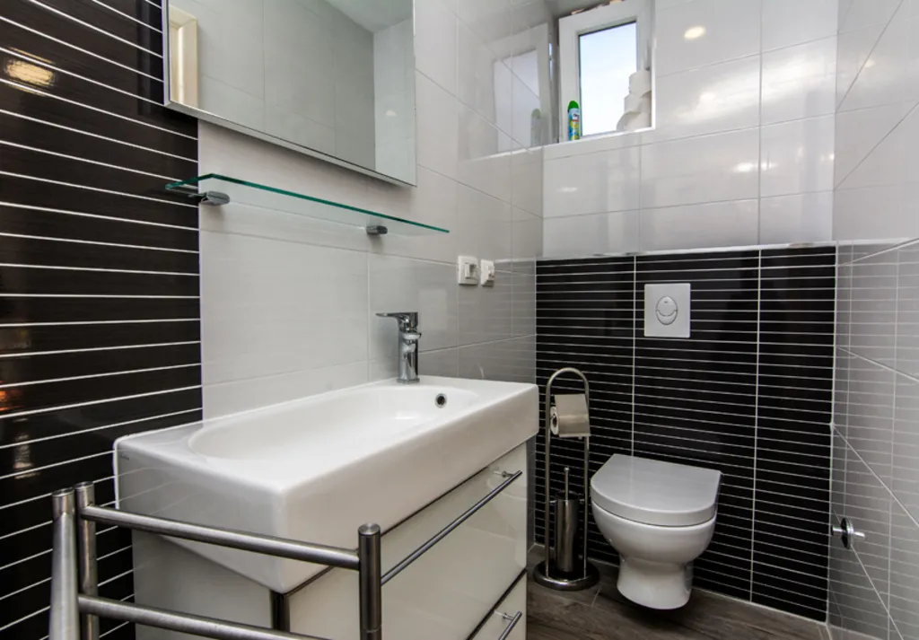 Moderno namješten apartman u centru Biograda.