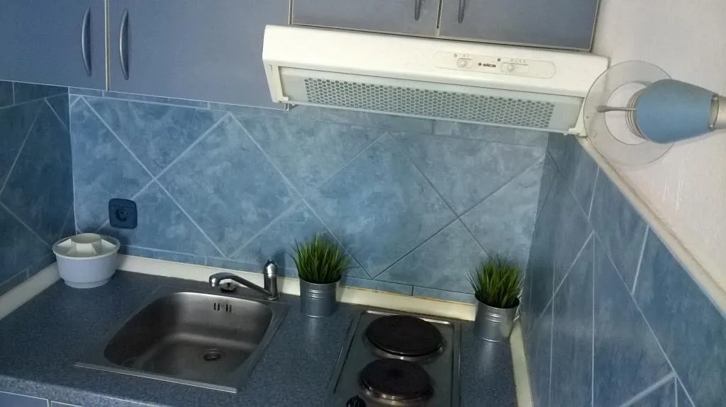 Slatki studio apartman u centru Sukošana