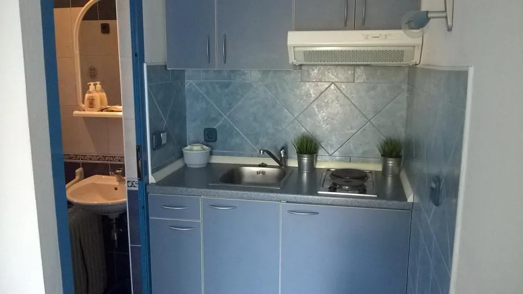 Slatki studio apartman u centru Sukošana