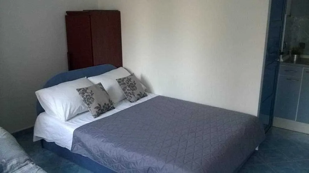 Slatki studio apartman u centru Sukošana