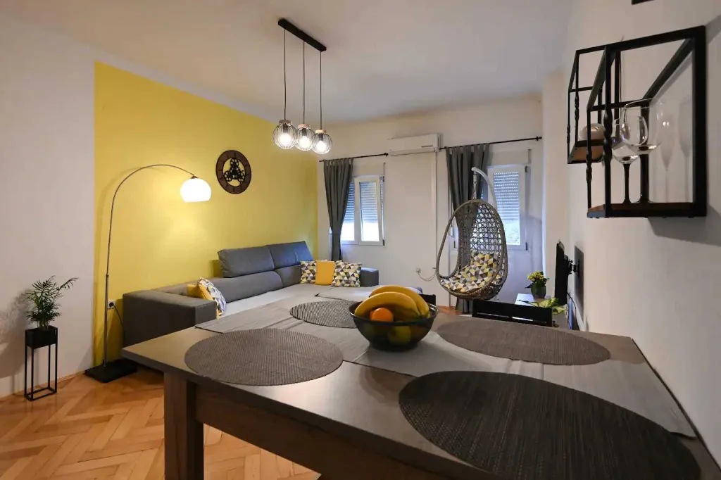 Apartman u samom centru Zadra za  osobe