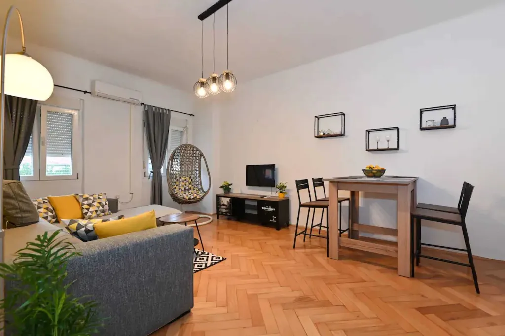 Apartman u samom centru Zadra za  osobe