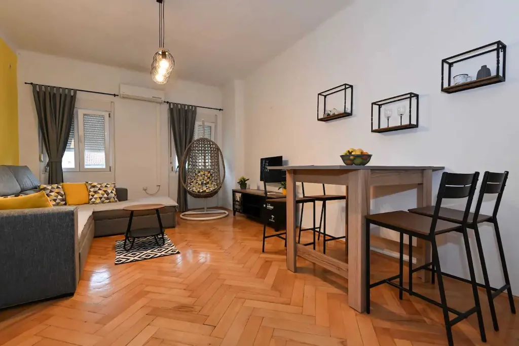 Apartman u samom centru Zadra za  osobe